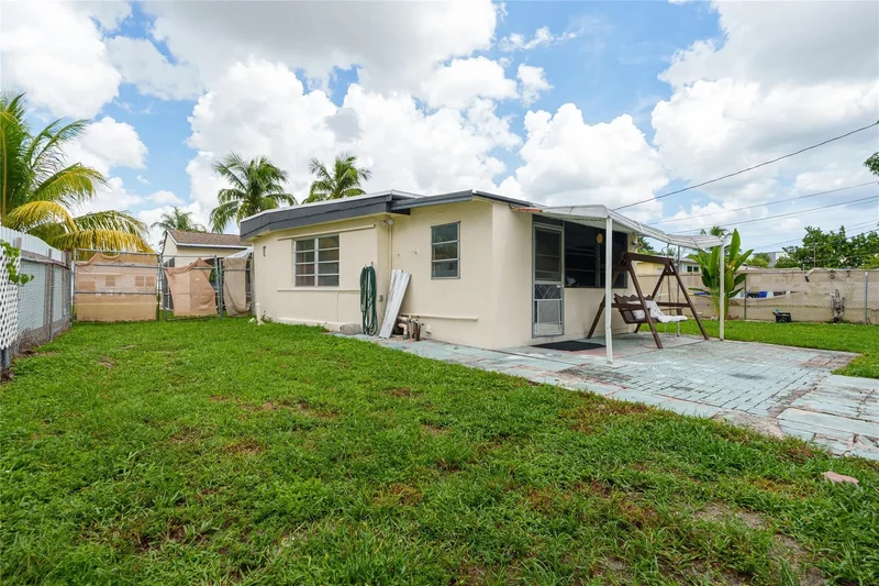 2820 Fletcher St, Hollywood, Florida, United States. - Photo 7