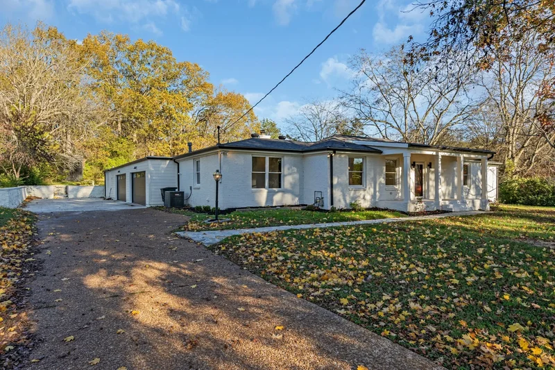 818 Bresslyn Rd, Nashville, Tennessee, United States. - Photo 9