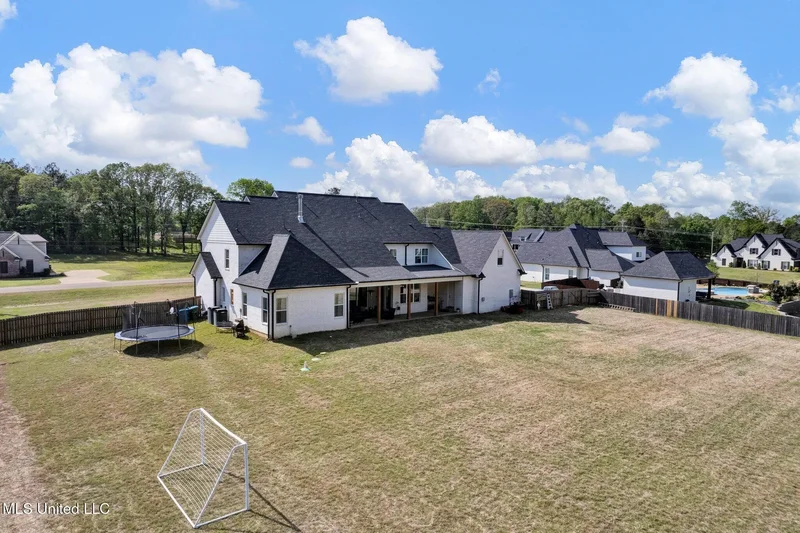 326 Fairview Trail, Byhalia, MS 38611, Byhalia, Mississippi, United States. - Photo 36