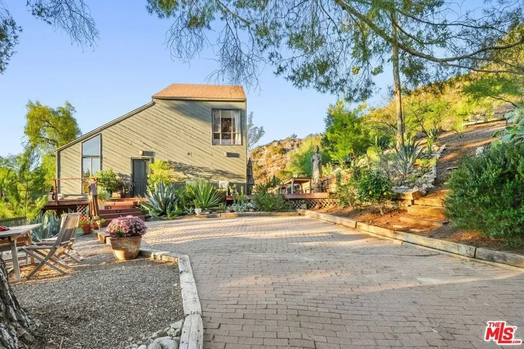 2158 Topanga Skyline Drive, Topanga, California, United States. - Photo 4
