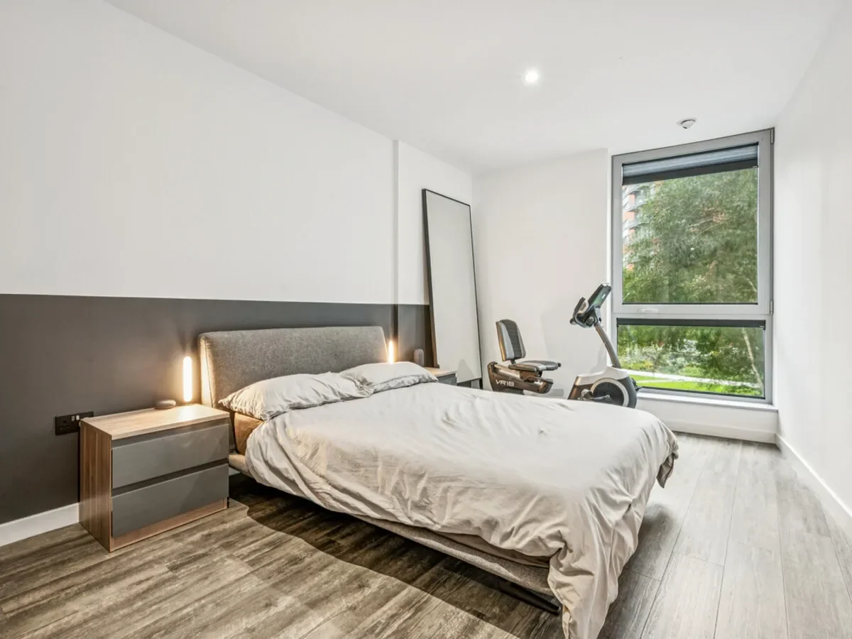 Biscayne Avenue, London, E14, London, England, United Kingdom. - Photo 6