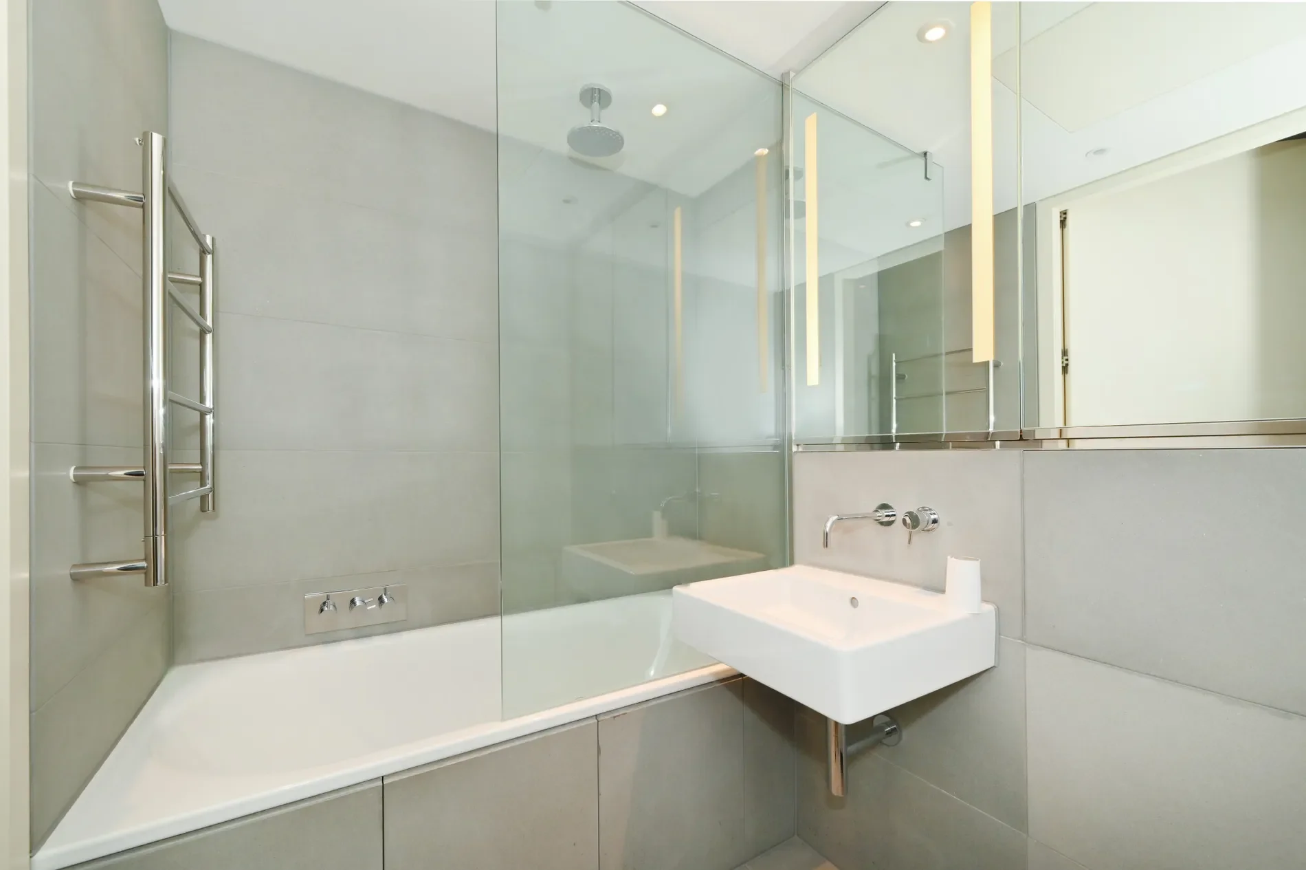 Gallery photo 10