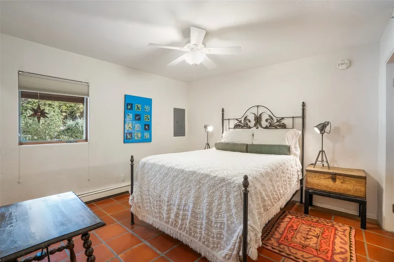 1121 N Plata Circle , Santa Fe, NM 87501, Santa Fe, New Mexico, United States. - Photo 38