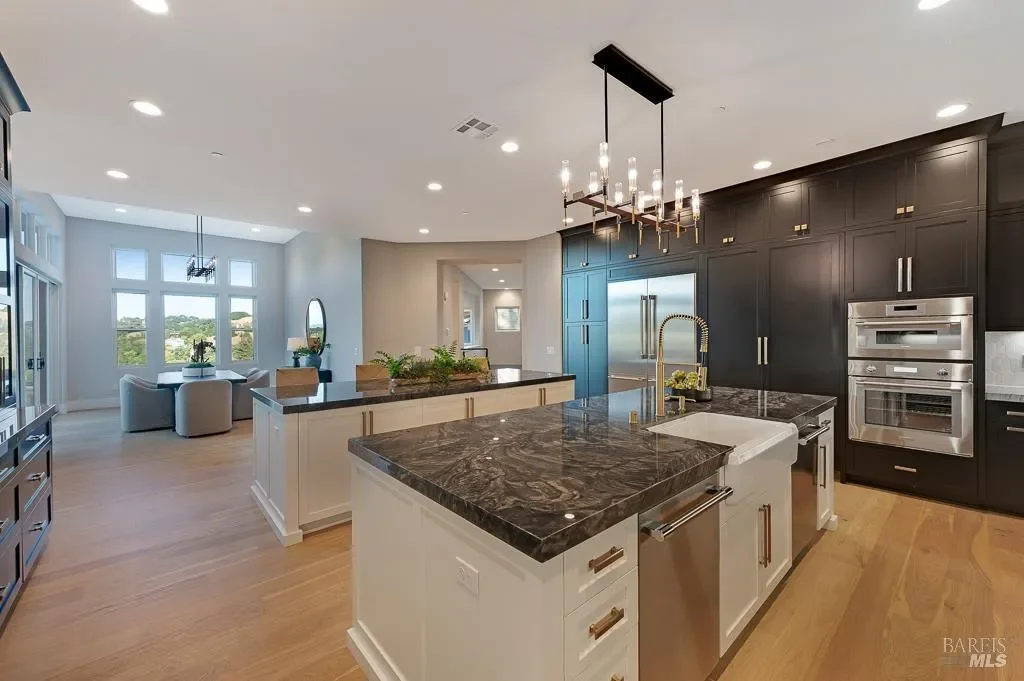 22 Oak Knoll Court, Petaluma, CA, 94952, USA, Petaluma, California, United States. - Photo 20