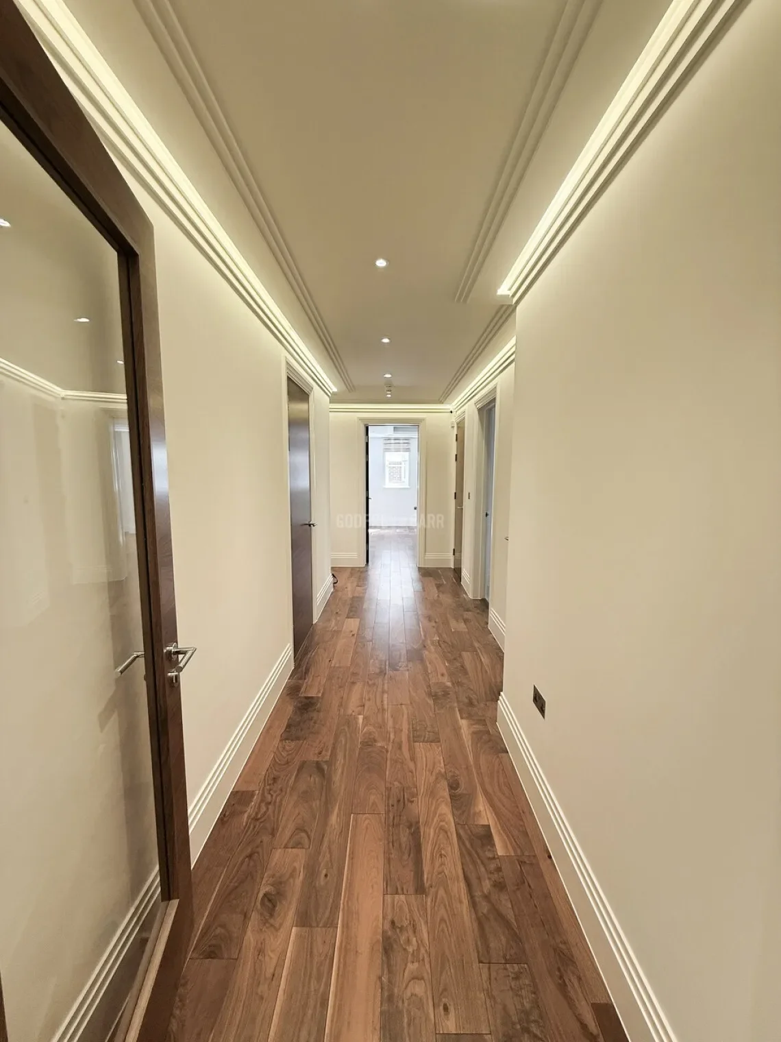 Collingham House, Mill Hill Place Mill Hill NW7, London, England, United Kingdom. - Photo 12
