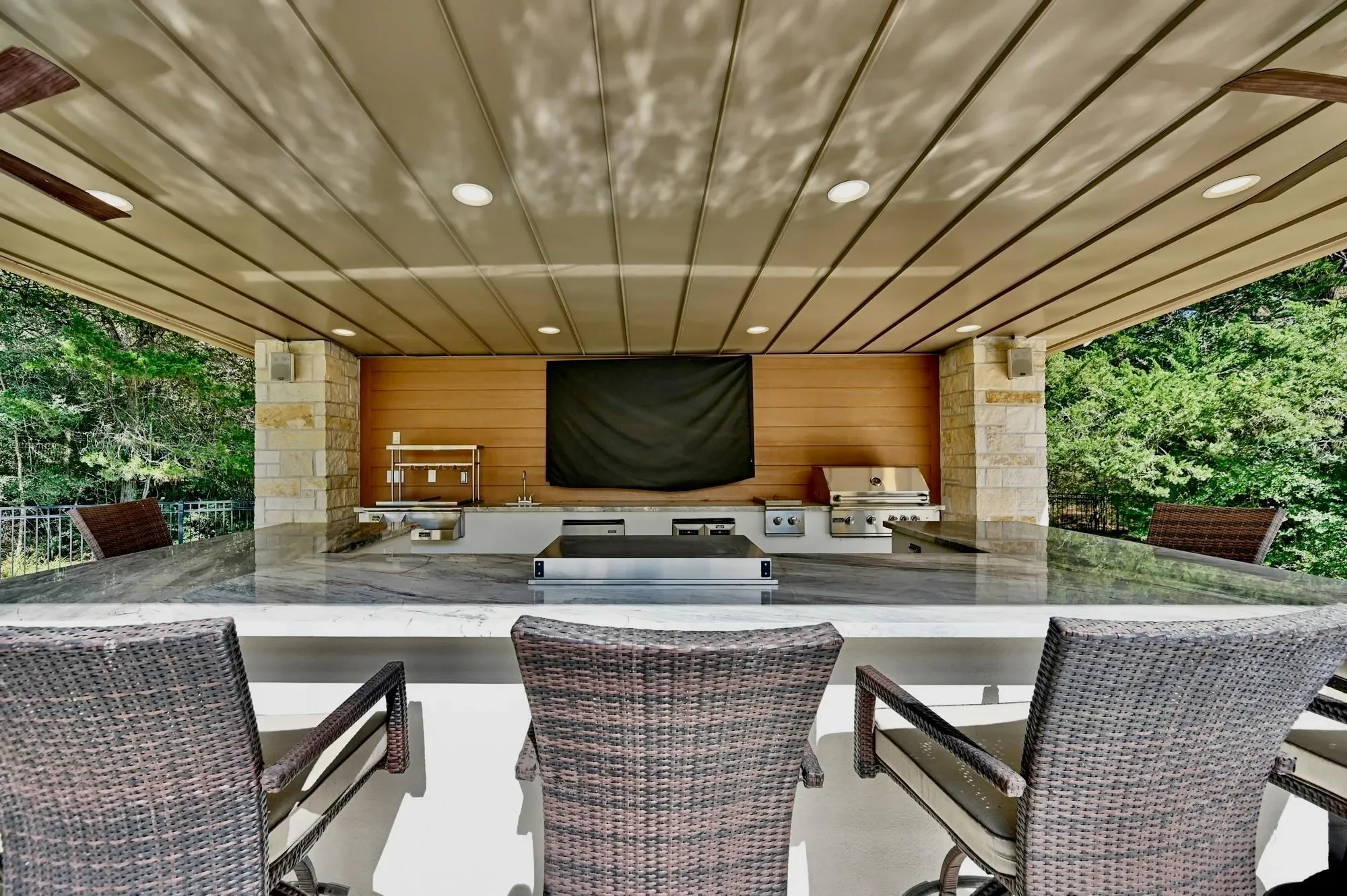 404 Saint Andrews Drive, New Ulm, Texas, United States. - Photo 3