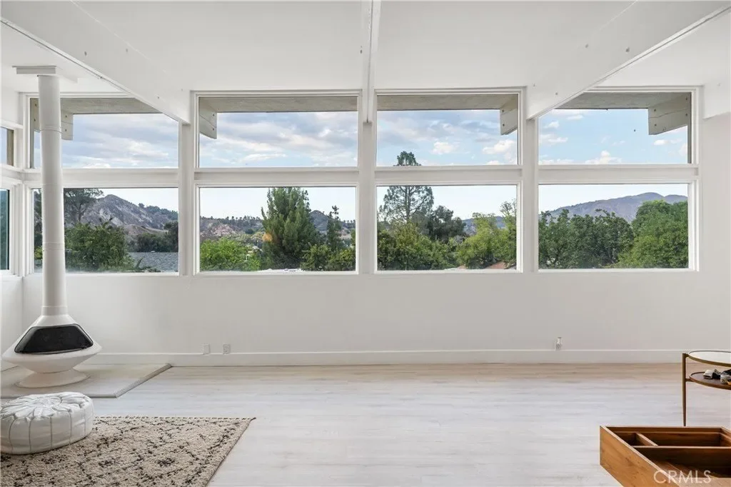 17042 Lisette, Granada Hills, CA, 91344, USA, Los Angeles, California, United States. - Photo 5
