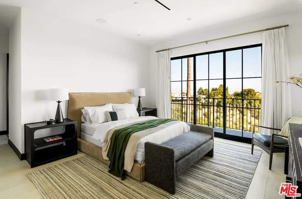 10932 Savona Road, Los Angeles, California, United States. - Photo 30