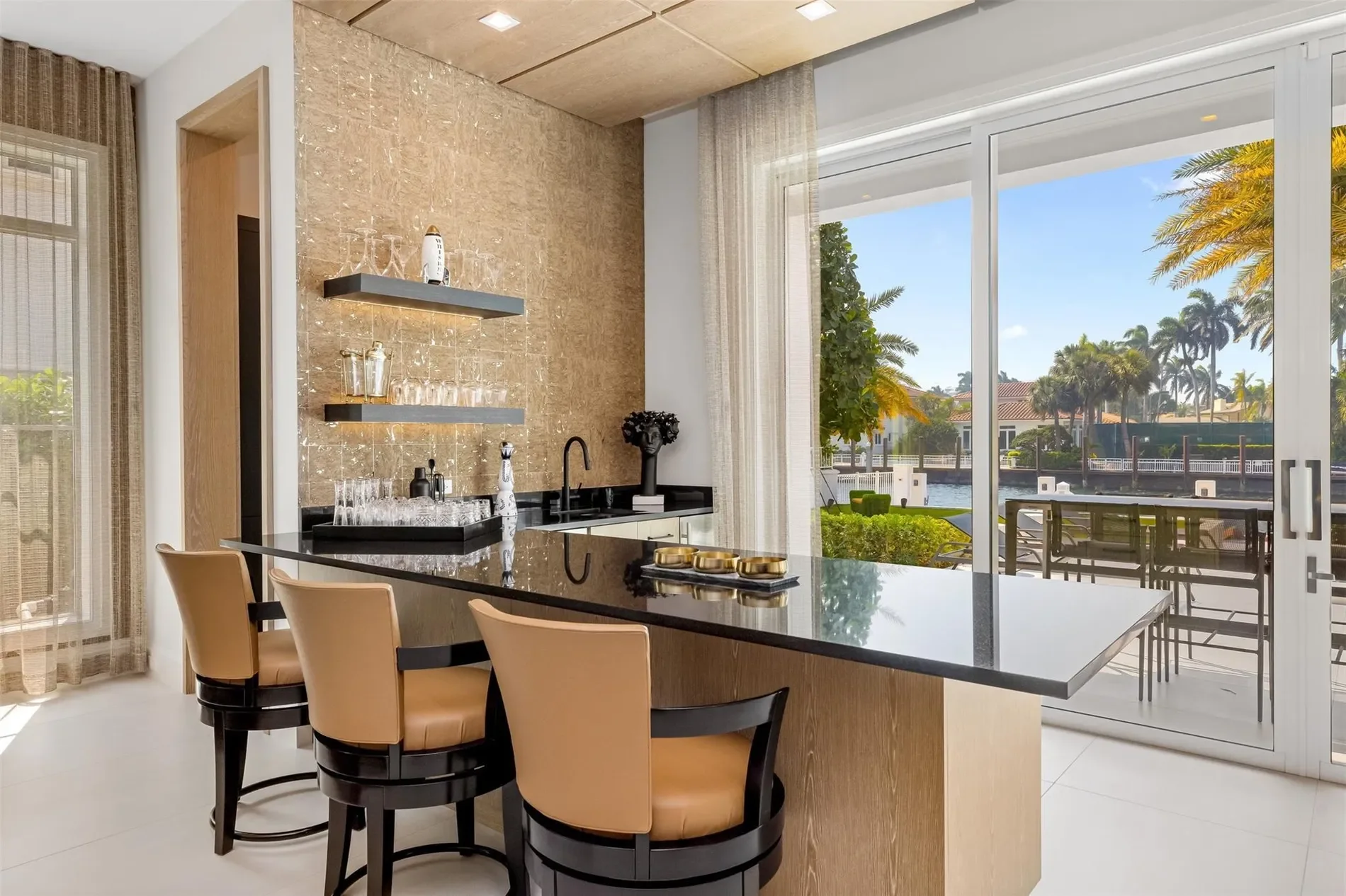 2520 Del Lago Dr, Fort Lauderdale, Florida, United States. - Photo 68