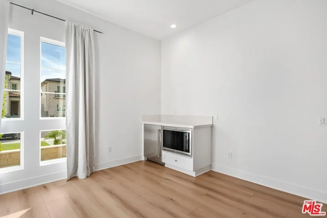 20741 W Deer Grass Ct, Porter Ranch, CA, 91326, USA, Los Angeles, California, United States. - Photo 11