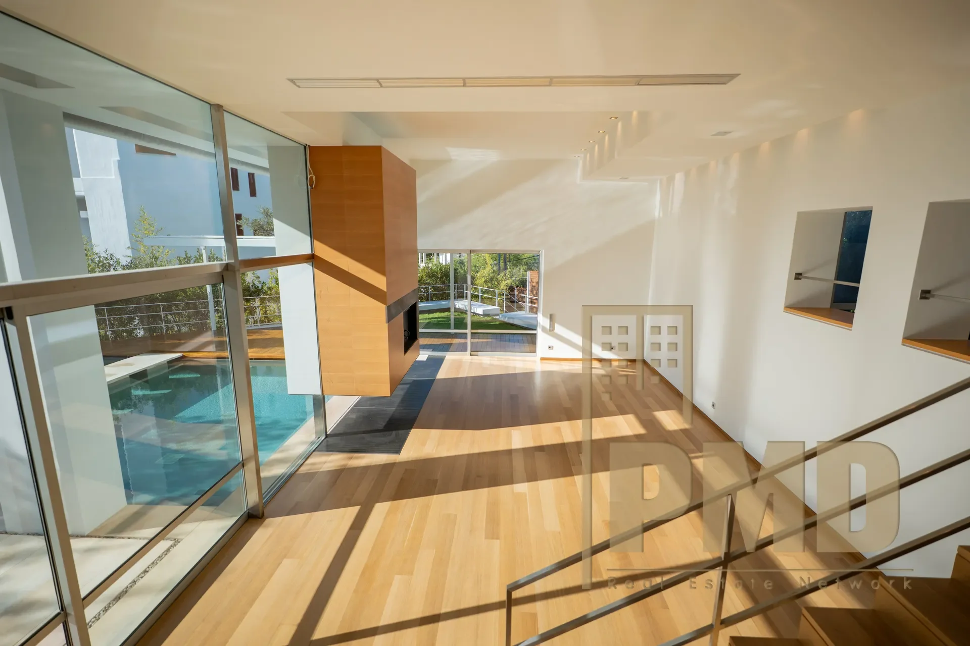 Gallery photo 8