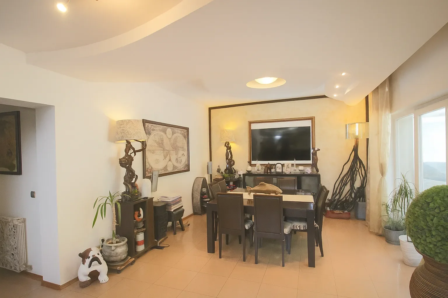 Gallery photo 4