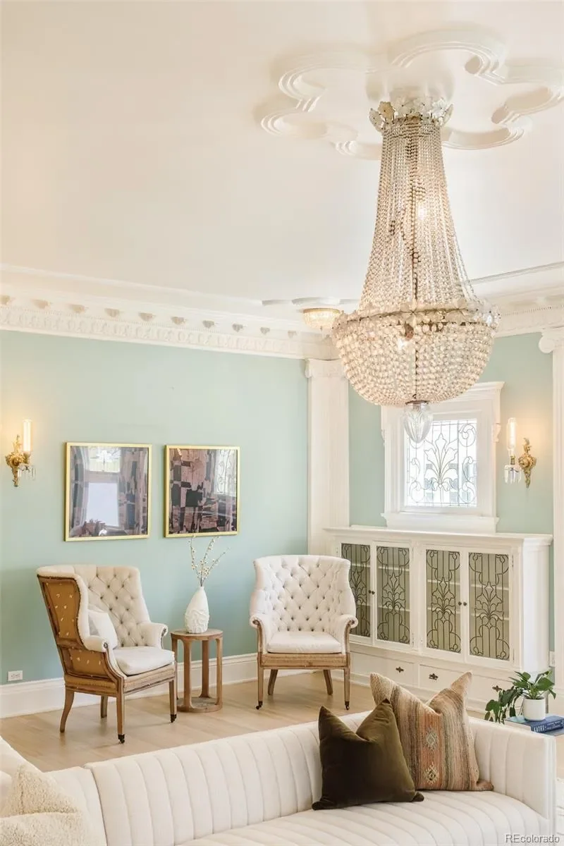 680 N Clarkson Street, Denver, Colorado, United States. - Photo 9