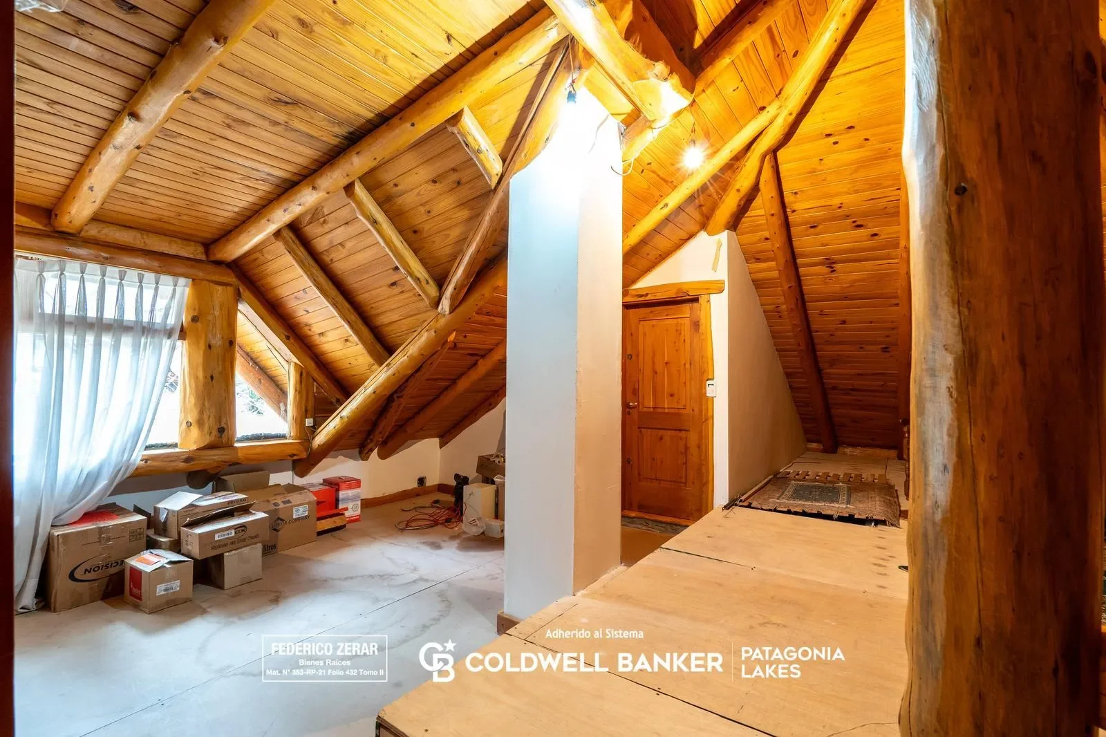 VENTA - Exclusiva casa de  5 dormitorios, 4 baños en barrio del Golf, Llao Llao, Bariloche, Bariloche, Villa Llao Llao, Río Negro, Argentina. - Photo 61