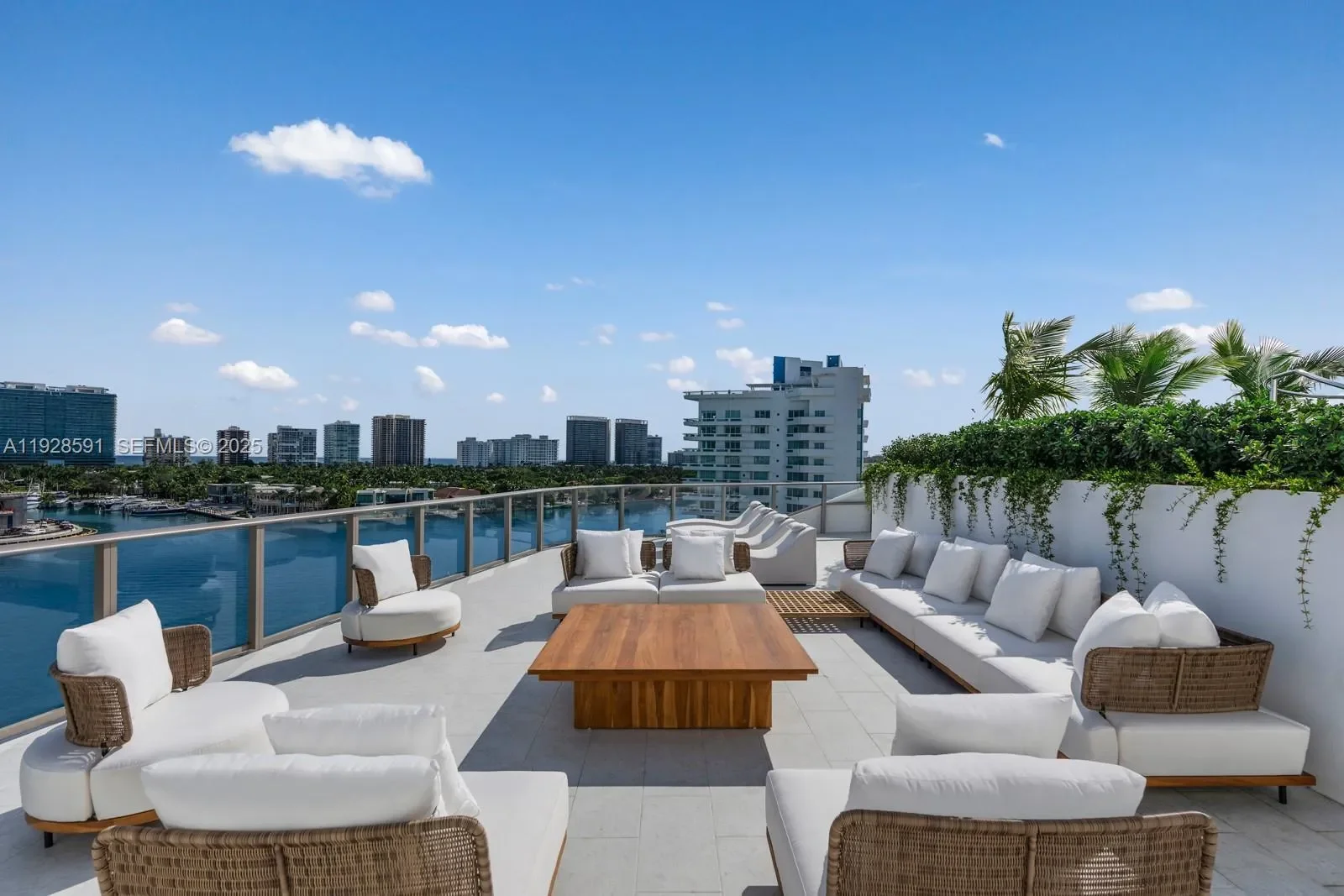 1135 103rd St, Bal Harbour, Florida, United States. - Photo 39
