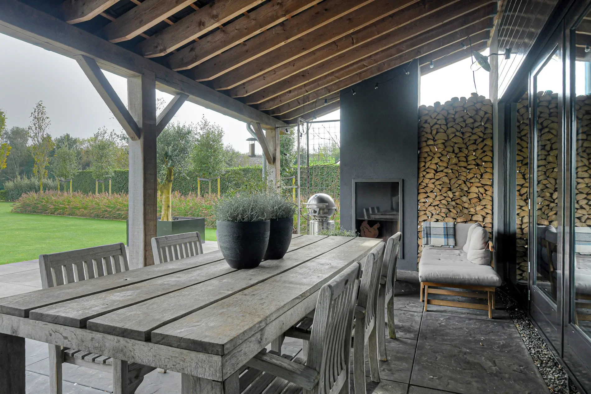 Exterior photo 11