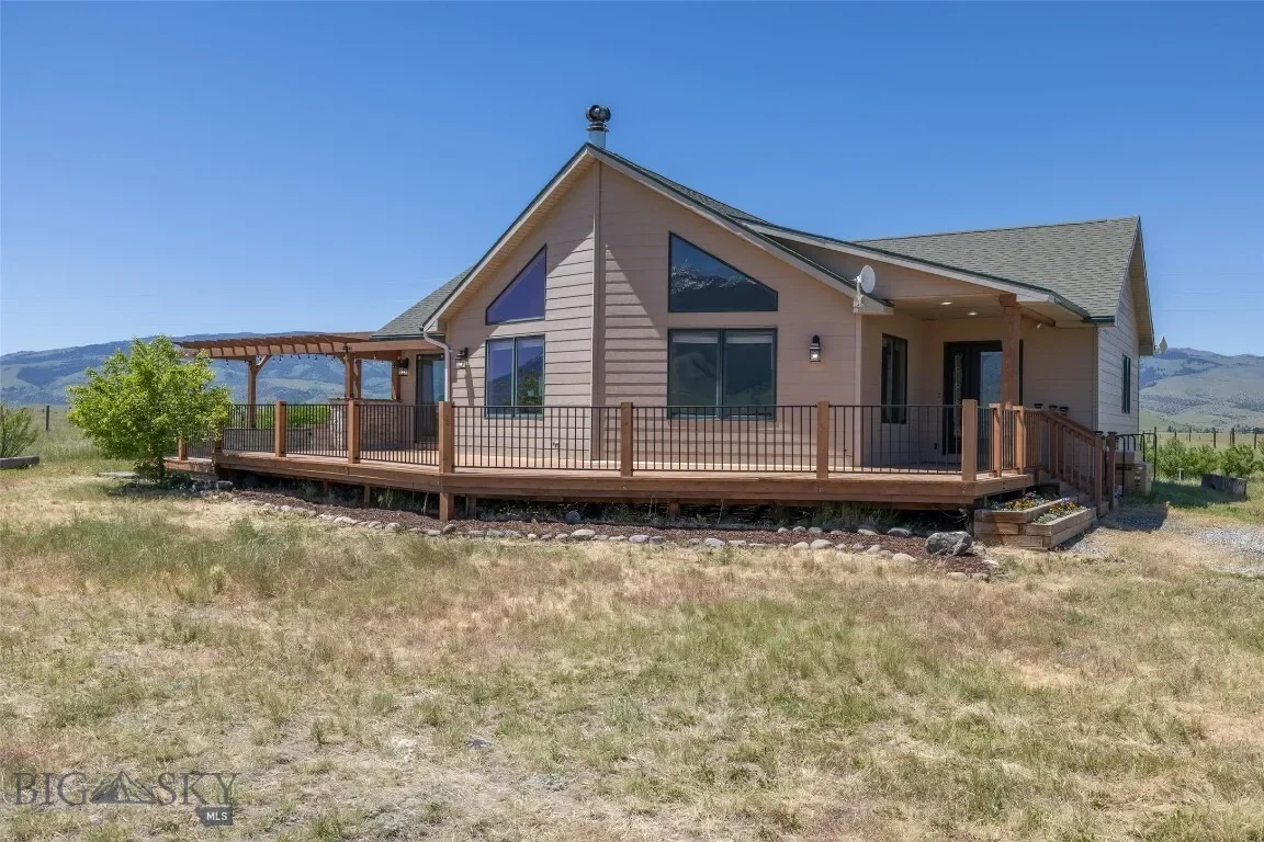 138 Inverness, Livingston, Montana, United States. - Photo 32