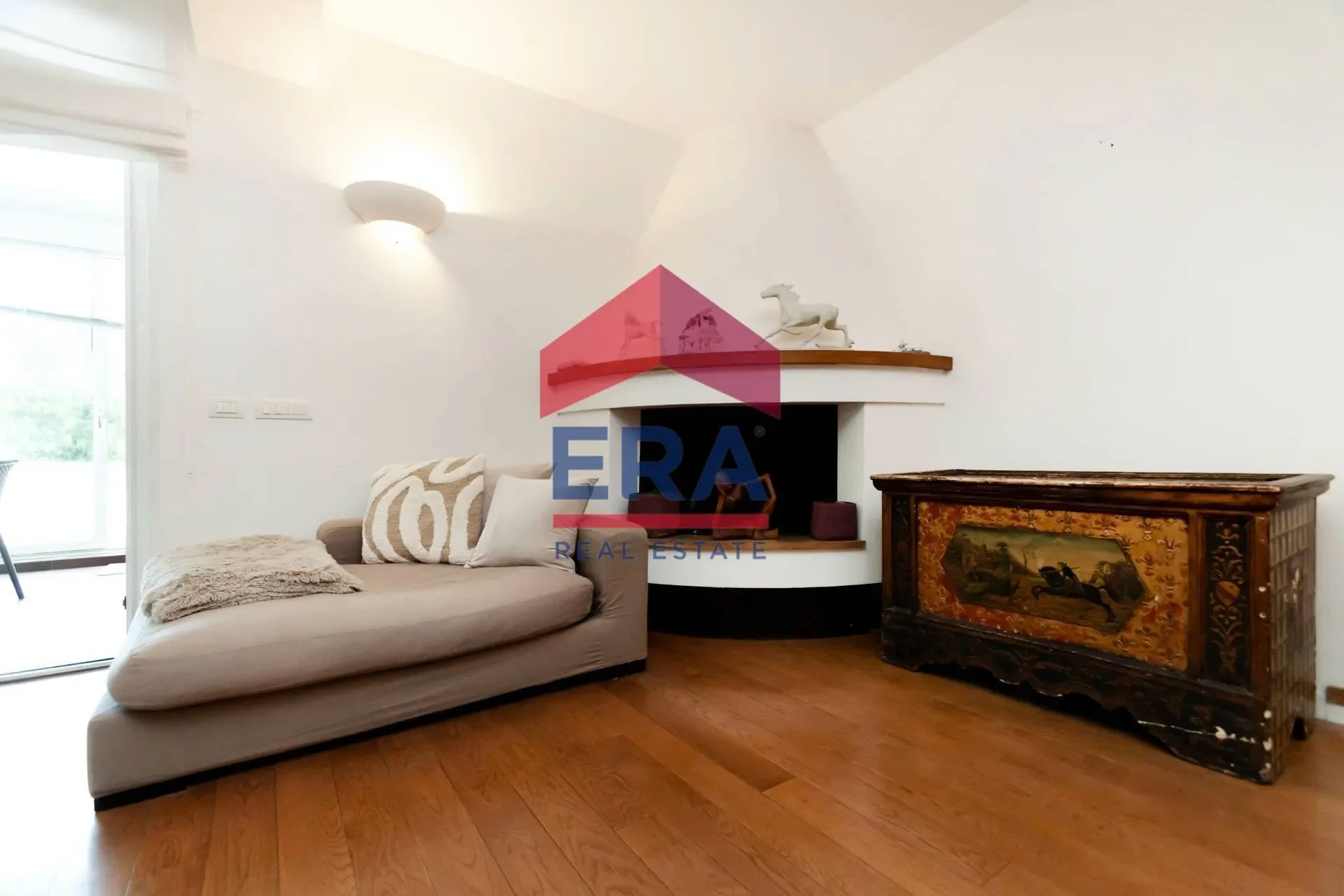 Gallery photo 12
