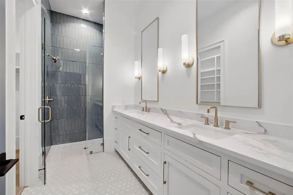 8619 Cedarbrake Drive, Spring Valley Village, Texas, United States. - Photo 27