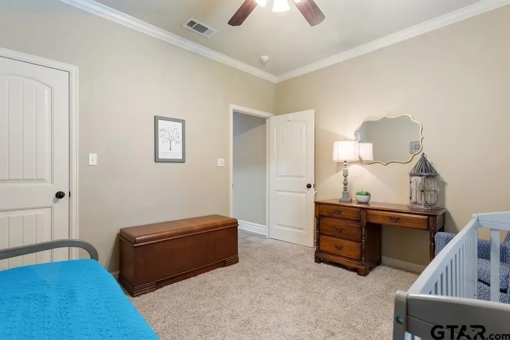 Gallery photo 2
