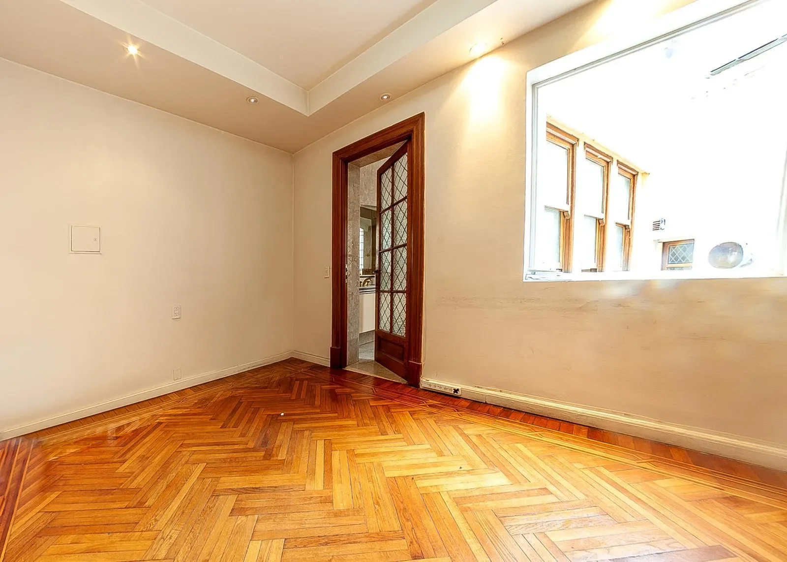 Gallery photo 2