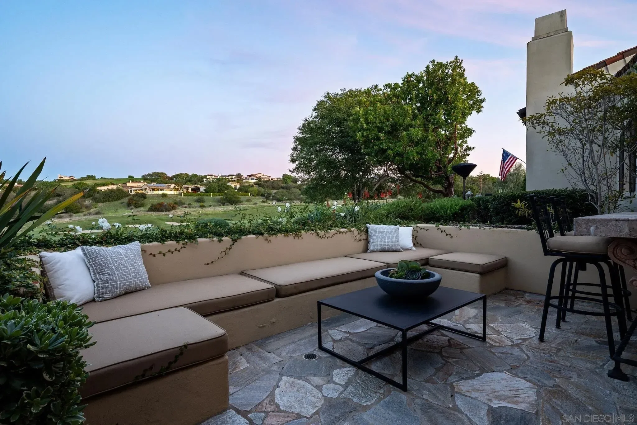 8341 Santaluz Village Green E, Rancho Santa Fe, California, United States. - Photo 2