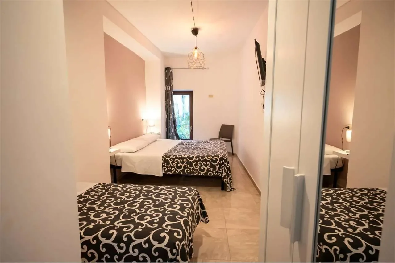 Via Cuseni, 14, 98039 Taormina ME, Italy, Taormina, Sicily, Italy. - Photo 22