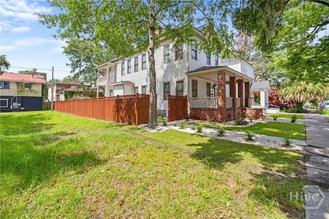 407 W 35th Street, Savannah, Georgia, United States. - Photo 6