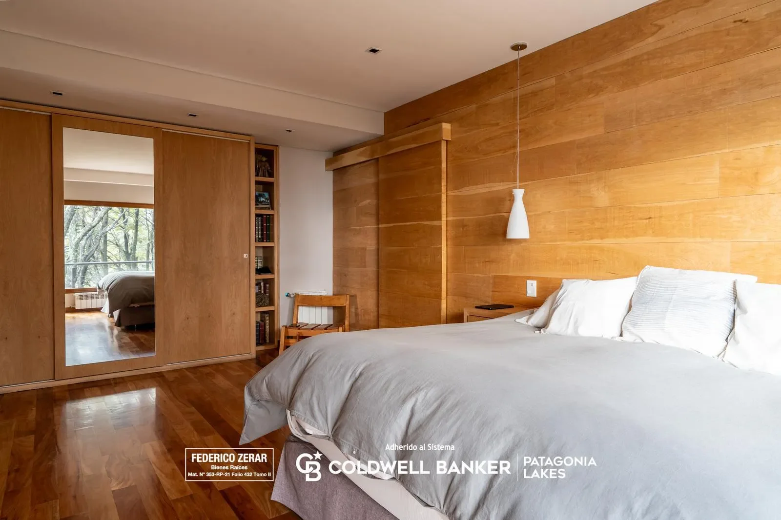 VENTA - Exclusiva casa de 8 ambientes, 5 dormitorios, 6 baños en barrio Las Vertientes, Bariloche, San Carlos de Bariloche, Río Negro, Argentina. - Photo 10
