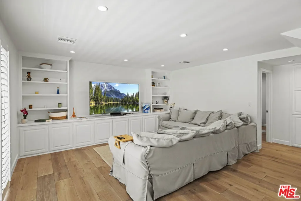 4551 Wolsey Court, Thousand Oaks, California, United States. - Photo 6
