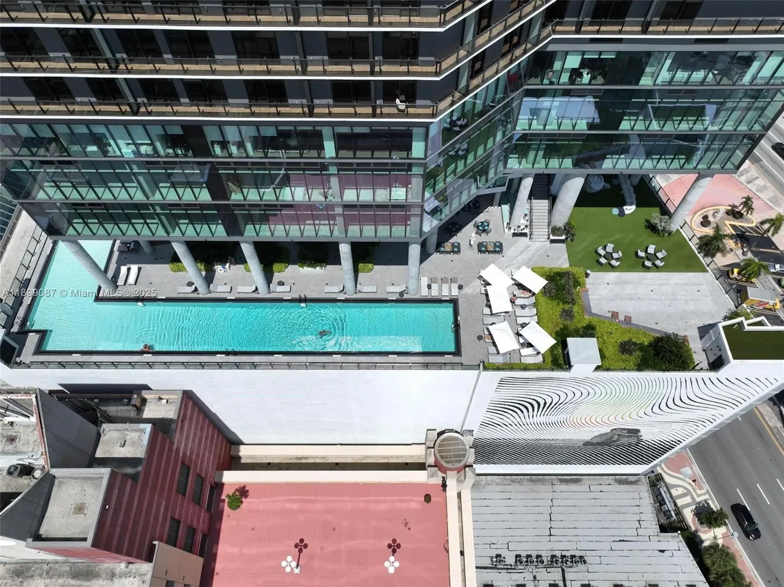 398 NE 5th St 3017, Miami, Florida, United States. - Photo 27