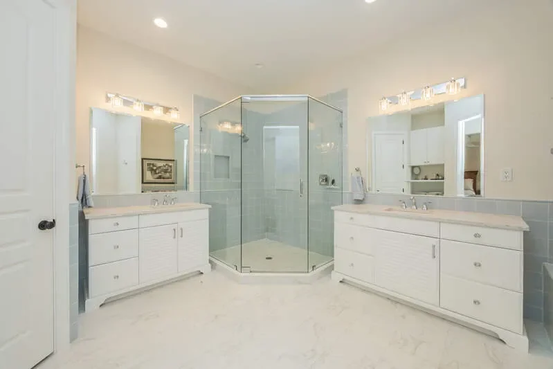 1007 Tivoli DR, Naples, FL, 34104, USA, Naples, Florida, United States. - Photo 16