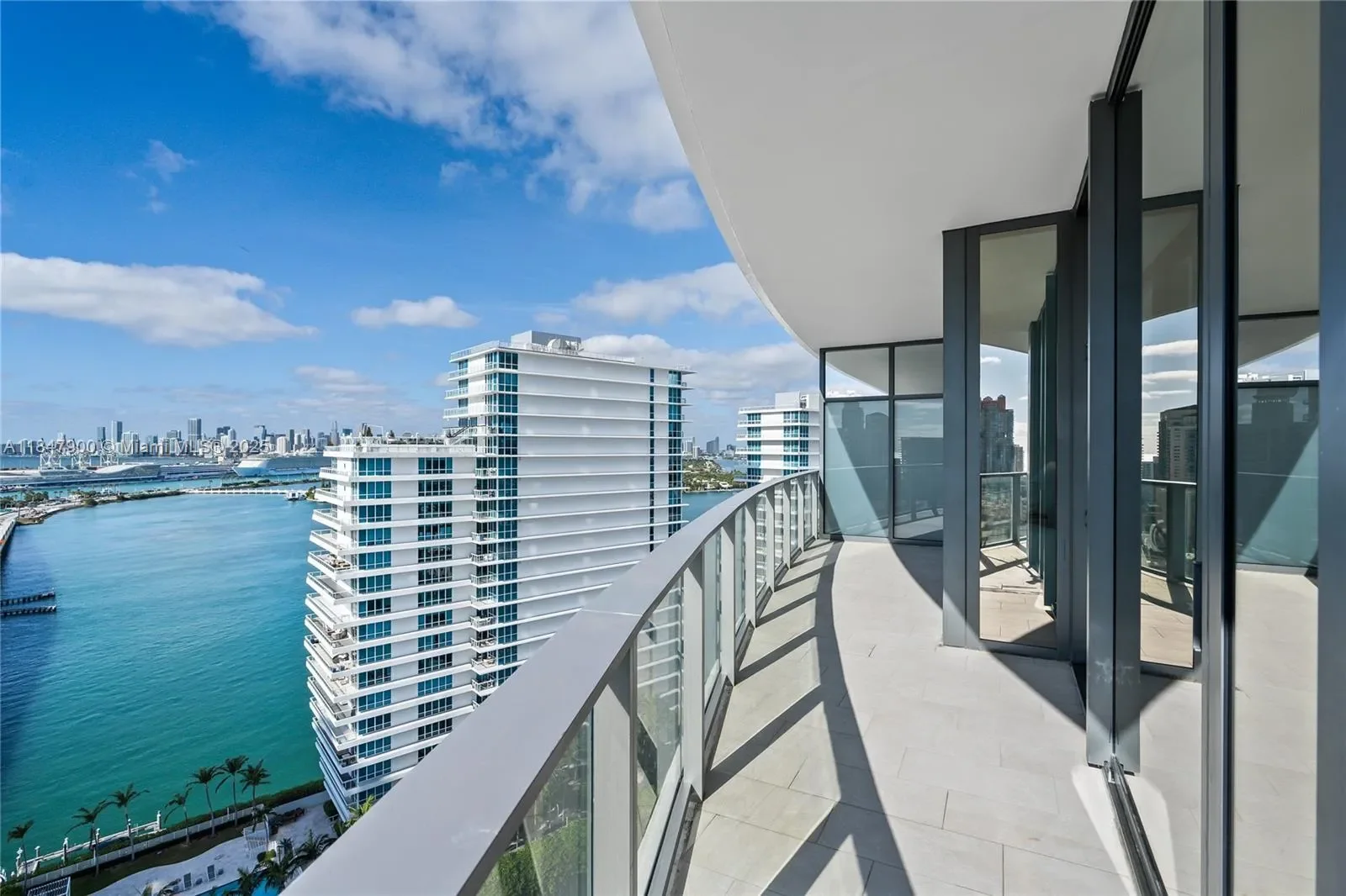 Miami Beach, Florida, United States. - Photo 13