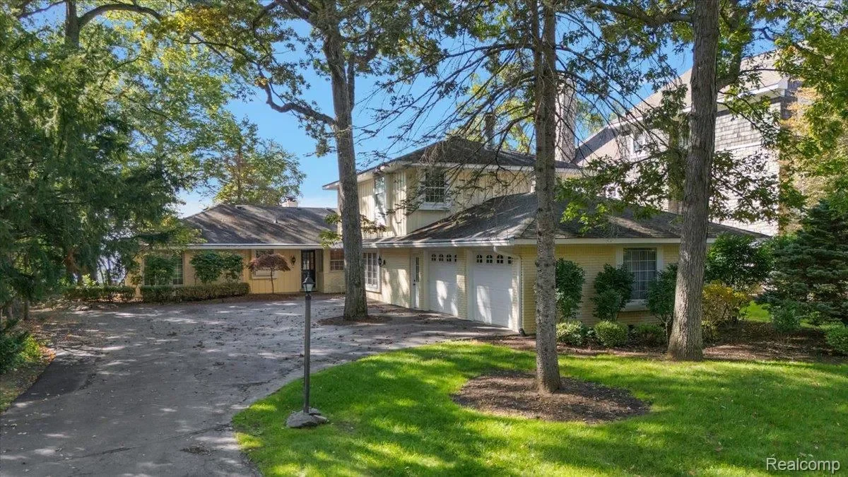 2236 Locklin Lane, West Bloomfield Charter Township, MI 48324, Orchard Lake Village, Michigan, United States. - Photo 44