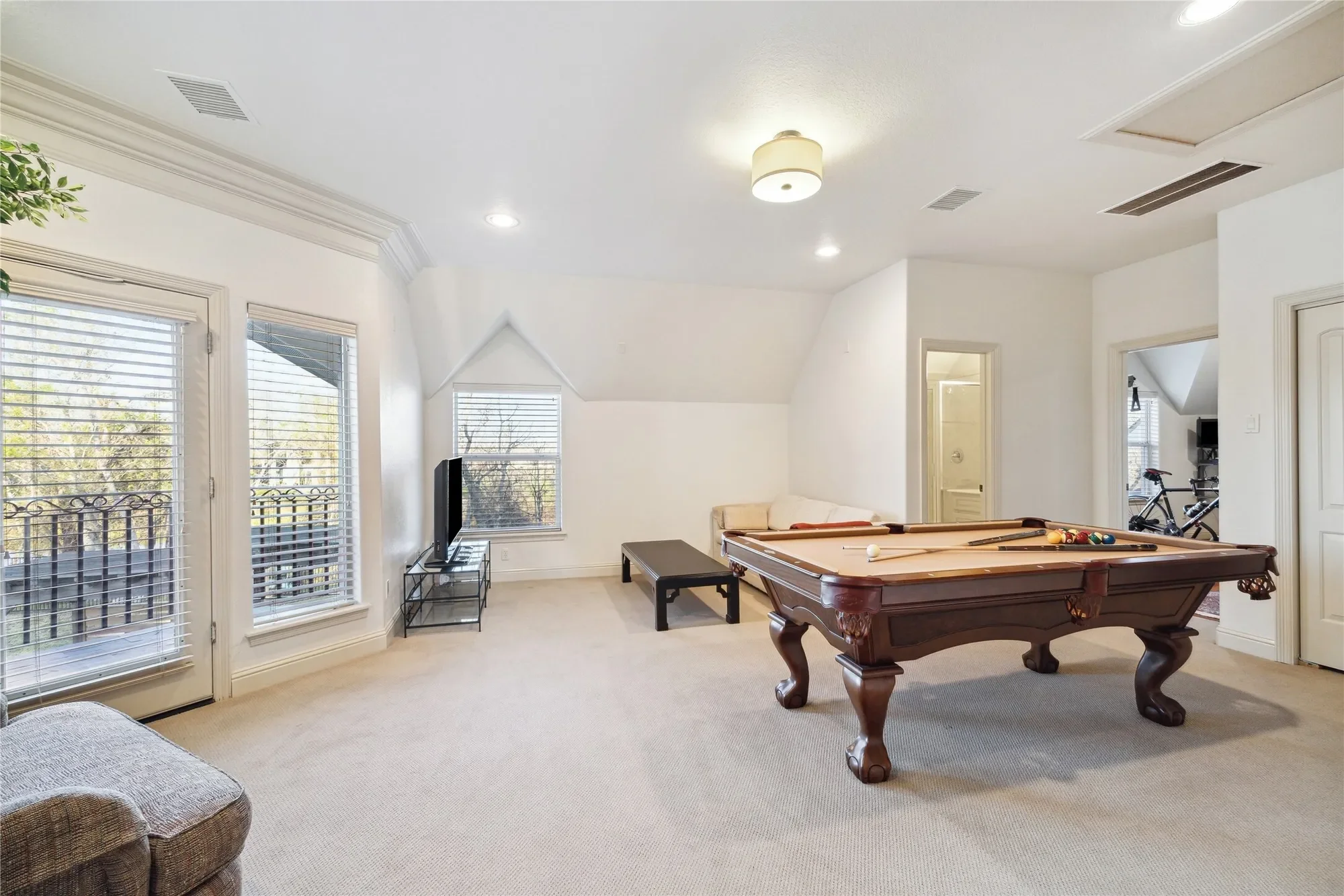 Gallery photo 10