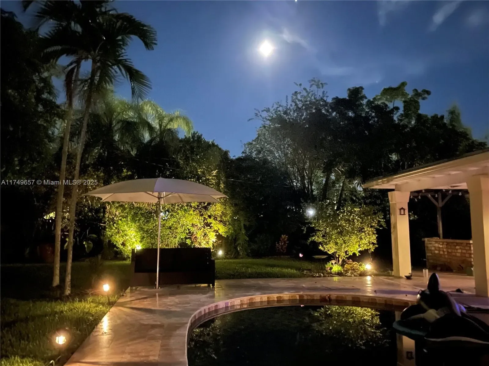 7405 SW 132nd St, Coral Gables, Florida, United States. - Photo 22