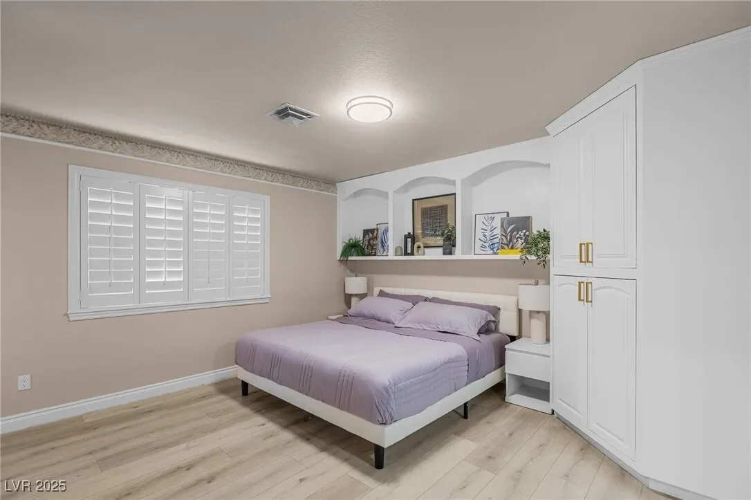 7471 Darby Avenue, Las Vegas, Nevada, United States. - Photo 40