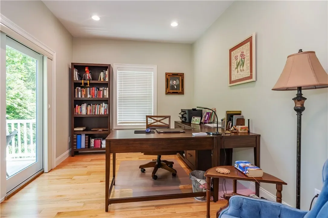 Gallery photo 4