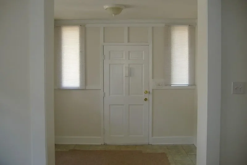 547 Elmwood Drive NE, Atlanta, Georgia, United States. - Photo 14