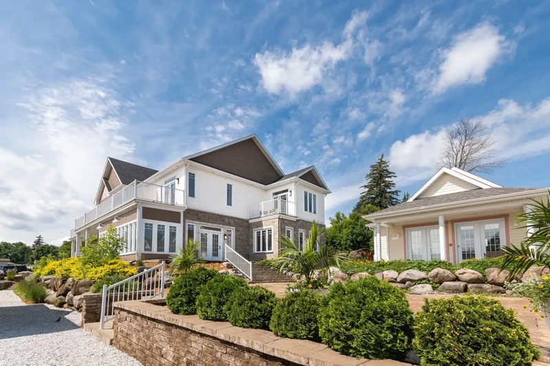 251 271 Av. de Venise O., Venise-en-Québec, Quebec, Canada. - Photo 9