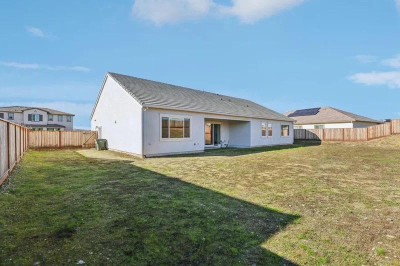 179 Luna Way, Hollister, California, United States. - Photo 45