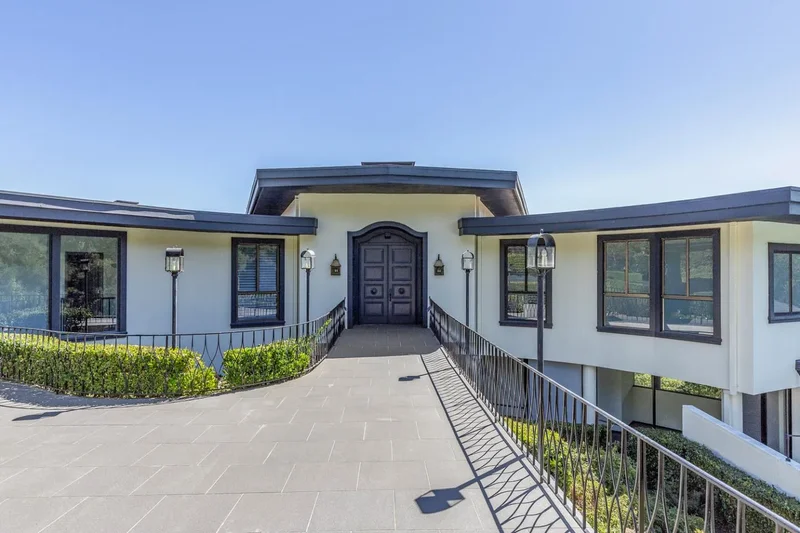 835 La Honda Road, Emerald Hills, California, United States. - Photo 5