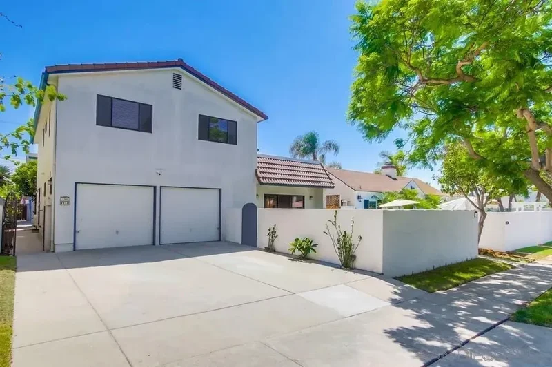 349-351 G Avenue, Coronado, California, United States. - Photo 70