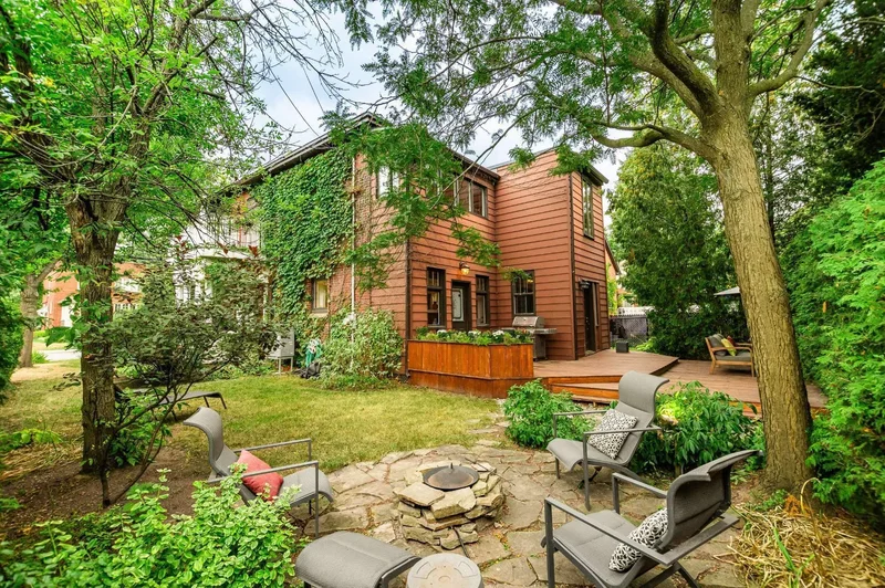 109 Rue du Prince-Arthur, Saint-Lambert, Quebec, Canada. - Photo 7