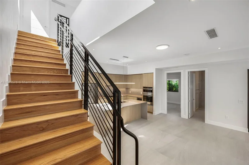 3300 SW 27th Ter 3300, Miami, Florida, United States. - Photo 30