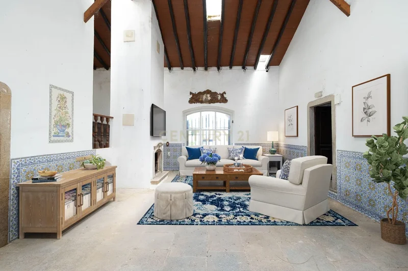 Charming Small Rural Palace with Pool and Scenic Views in Faro