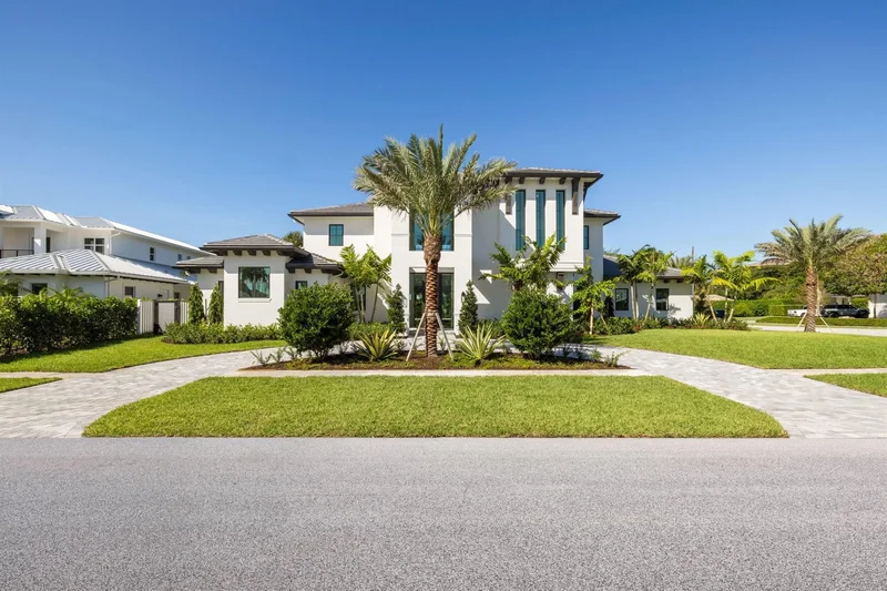 11721 Lake Shore Place, North Palm Beach, Florida, United States. - Photo 48