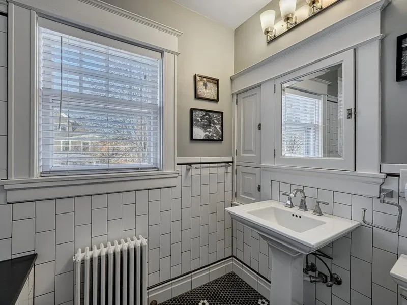 748 Linwood Avenue, Saint Paul, MN, 55105, USA, Saint Paul, Minnesota, United States. - Photo 20