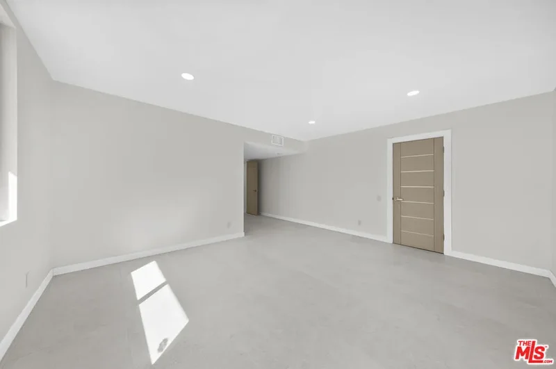 2011 S Tulare Drive, Palm Springs, California, United States. - Photo 25