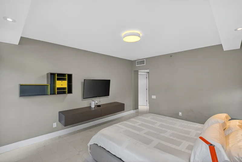 1500 Ocean Dr Unit# 507, Miami Beach, FL 33139, Miami Beach, Florida, United States. - Photo 21